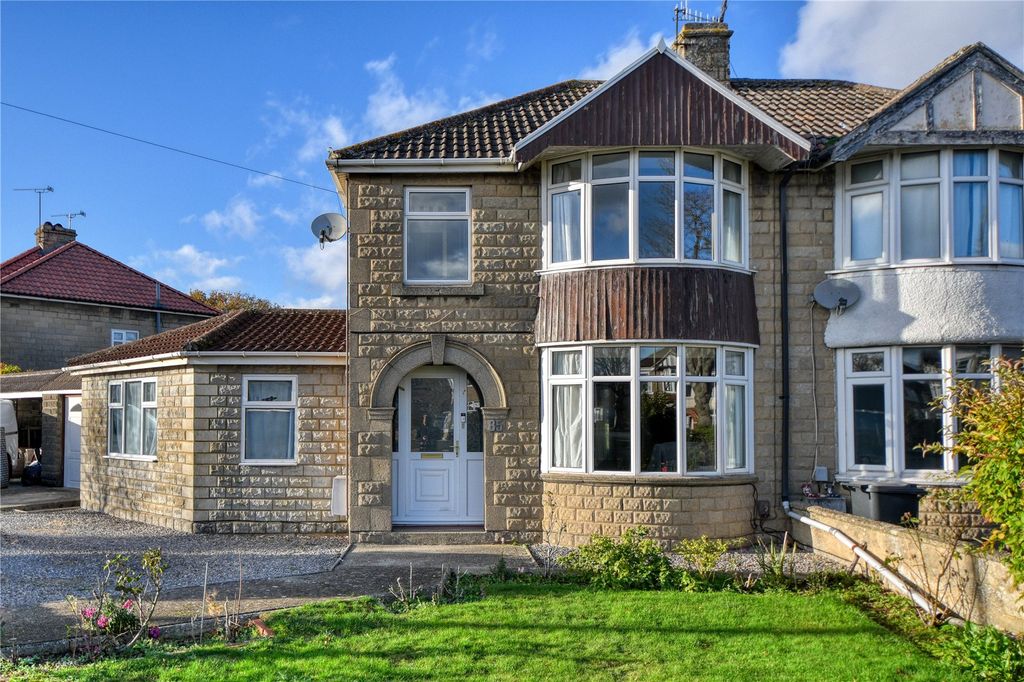 Property photo 1 of 25 Picture No. 21