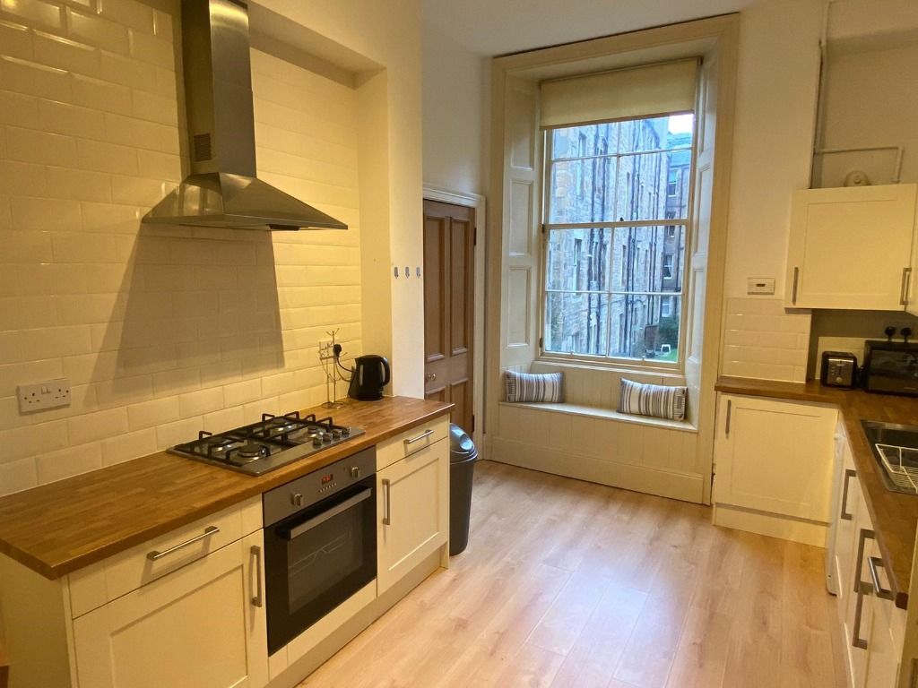 Property photo 3 of 10 Photo 3