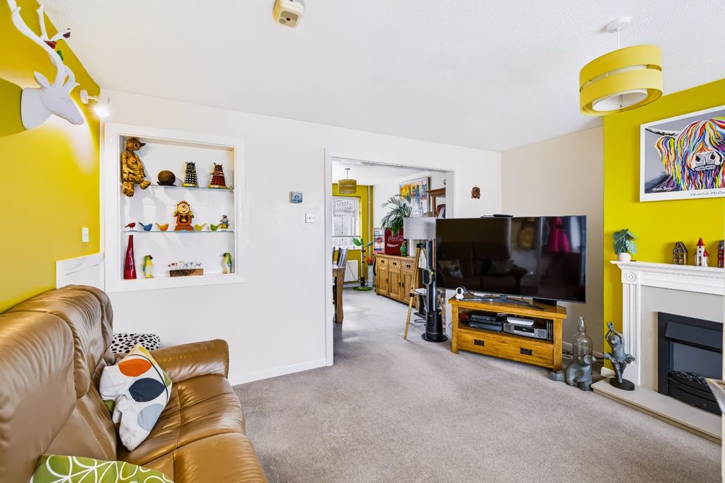 Property photo 2 of 18 Picture No. 20