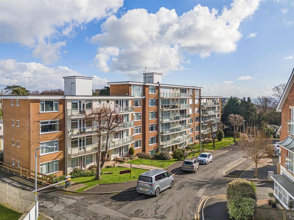 Property photo 1 of 14 12De805c-2924-4A80-91B6-c4412B124325.Jpg