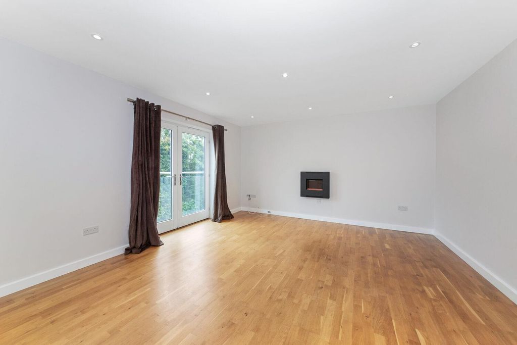 Property photo 3 of 8 Img_9107-5-1500x1000.Jpg