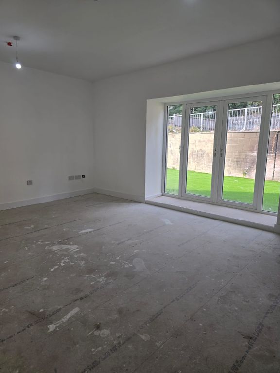 Property photo 2 of 4