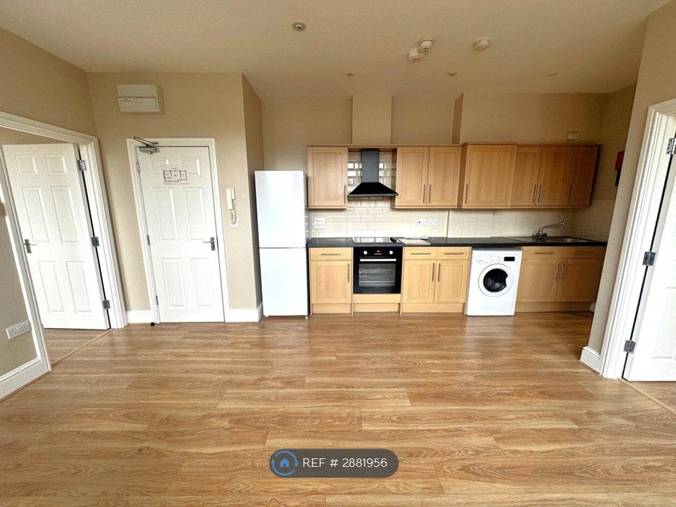 Property photo 2 of 6