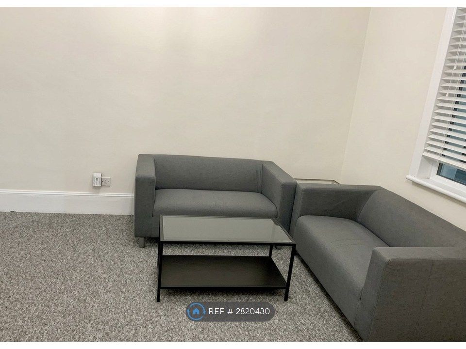 Property photo 3 of 8 Living Room