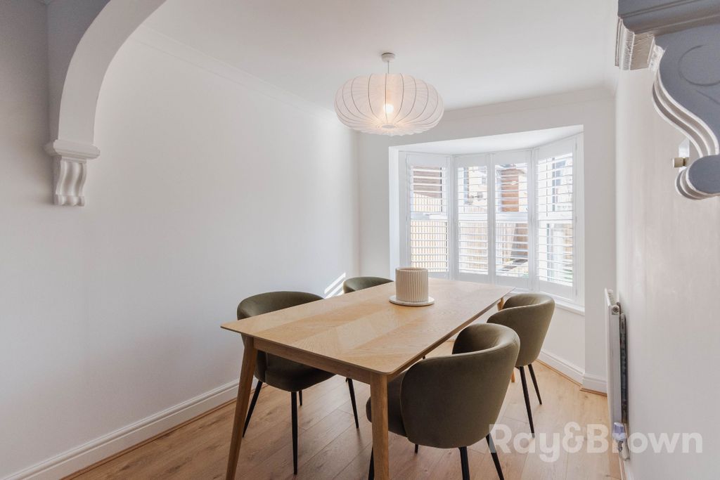 Property photo 3 of 55