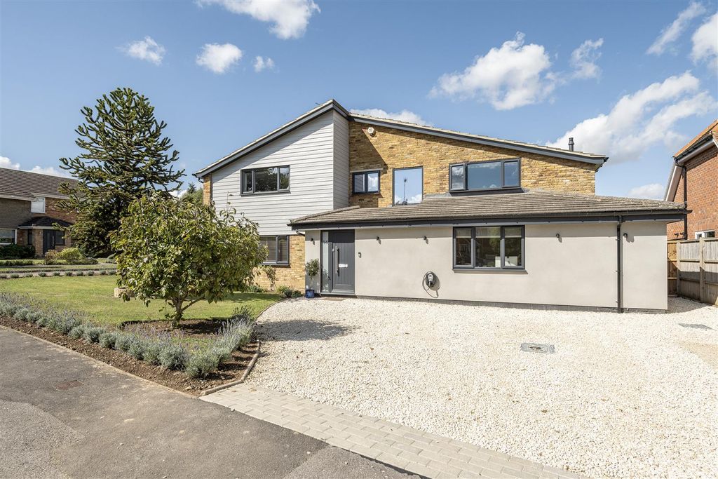 Property photo 1 of 13 14-Netherfield-Road-07.Jpg