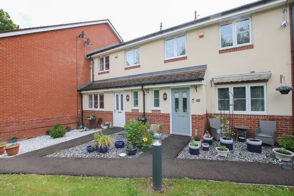 Property photo 1 of 16