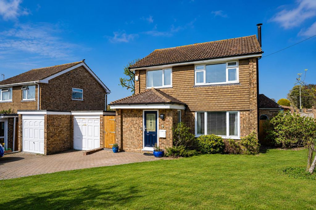 Property photo 1 of 36 1Ddfd13E-Dbcb-4Ed0-ba03-Afaac8Bf8B25.Png