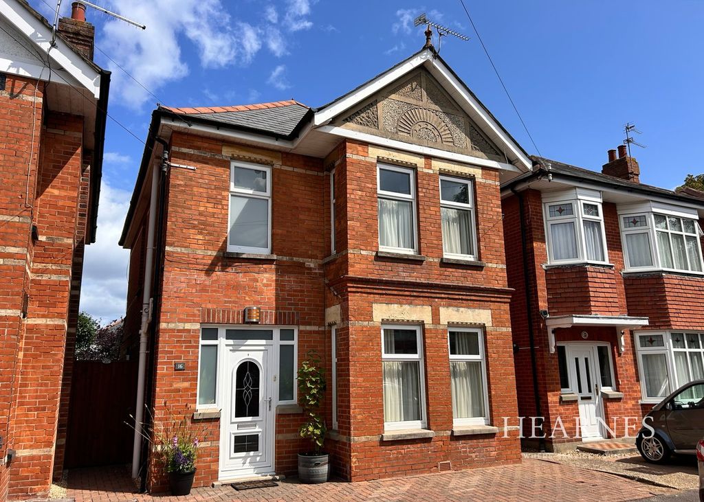 Property photo 1 of 23