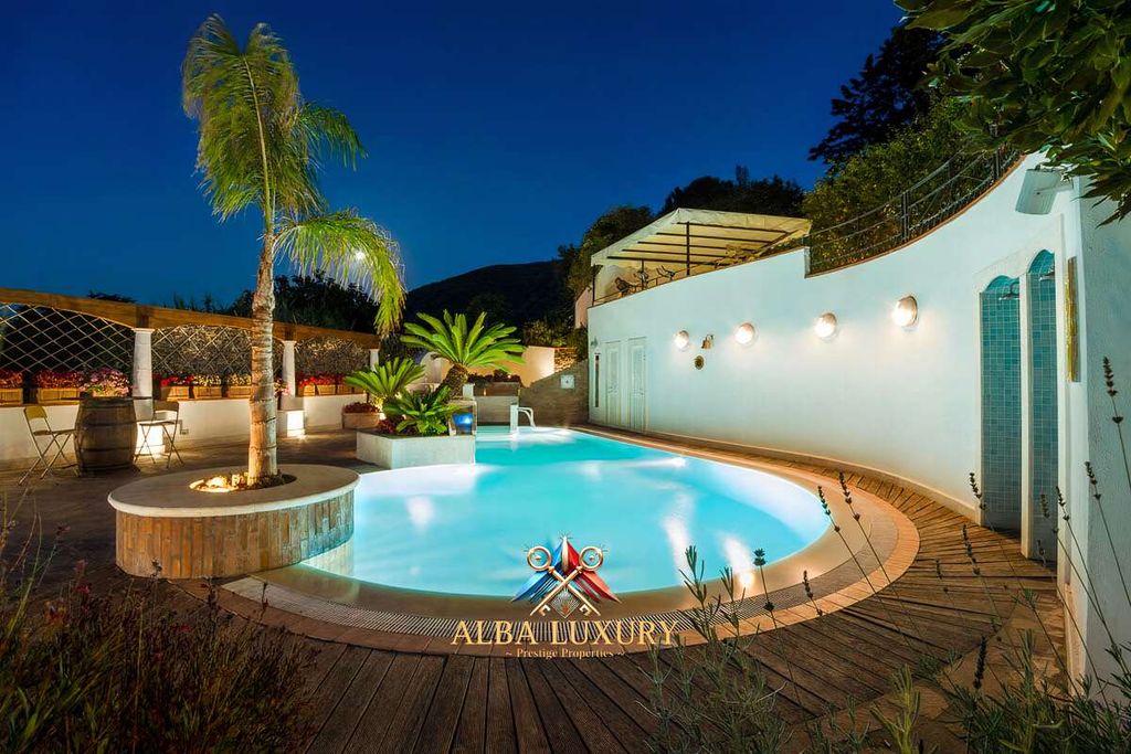 Property photo 3 of 49