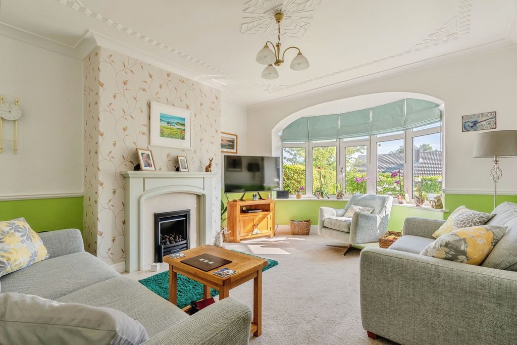 Property photo 2 of 22 Pbox-Img.Jpg