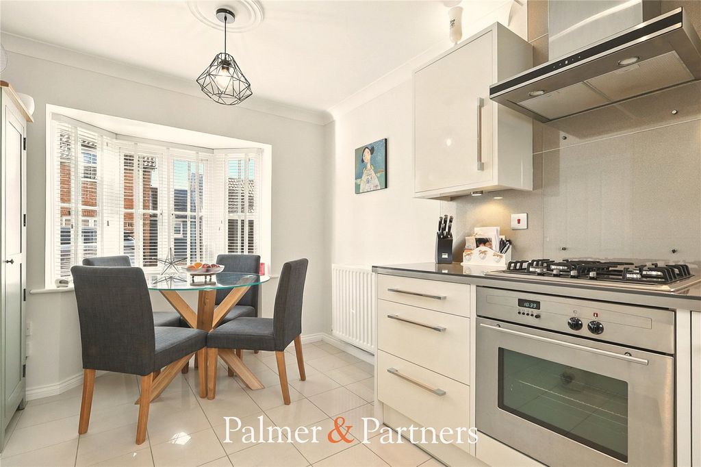 Property photo 3 of 21 Picture No. 09