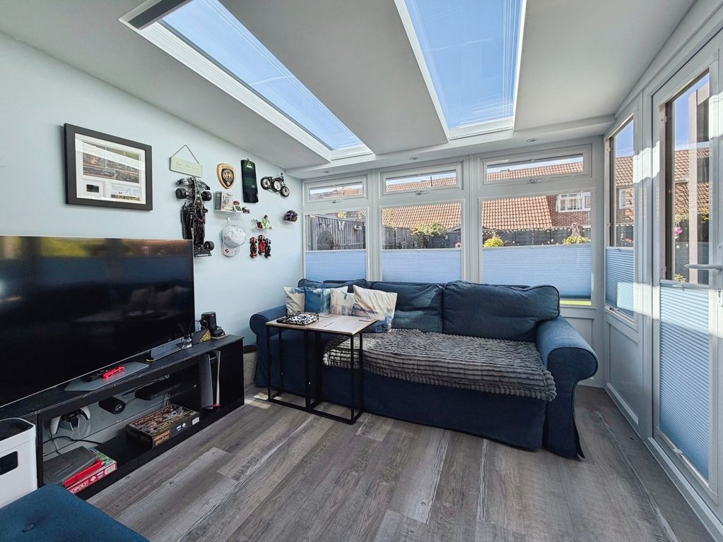 Property photo 3 of 19 Pbox-Img.Jpg