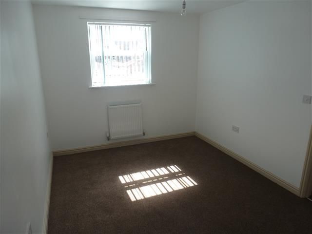 Property photo 3 of 5 Bedroom