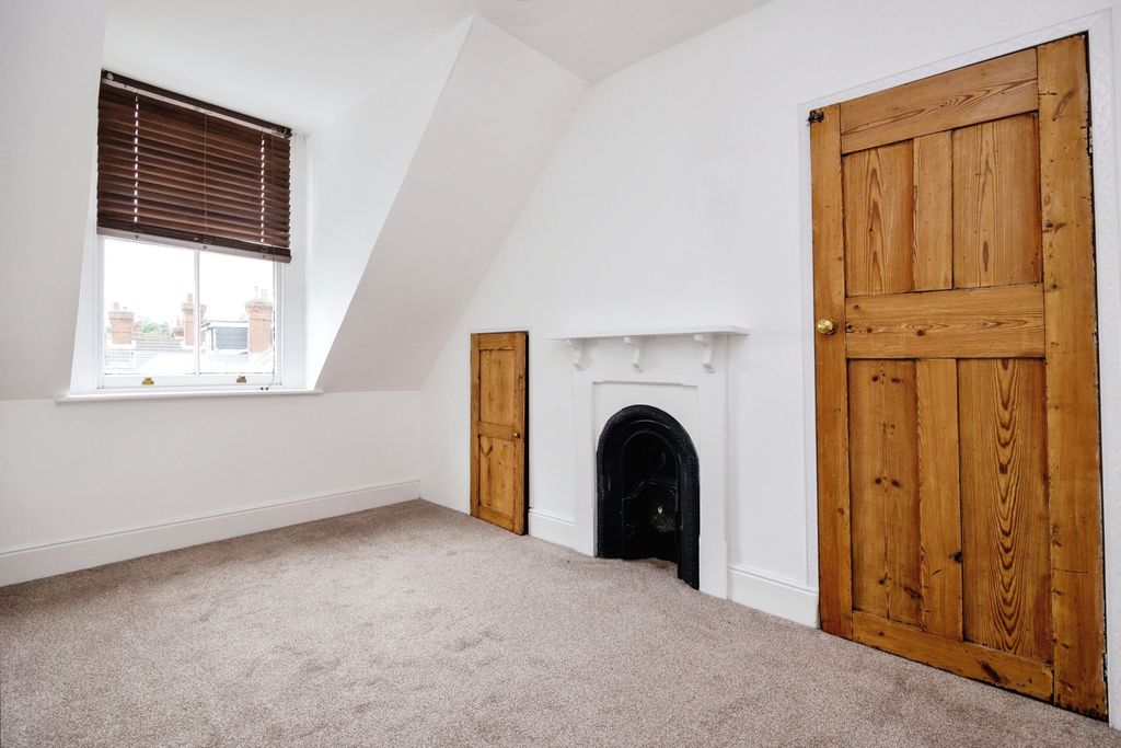 Property photo 1 of 18 Photography