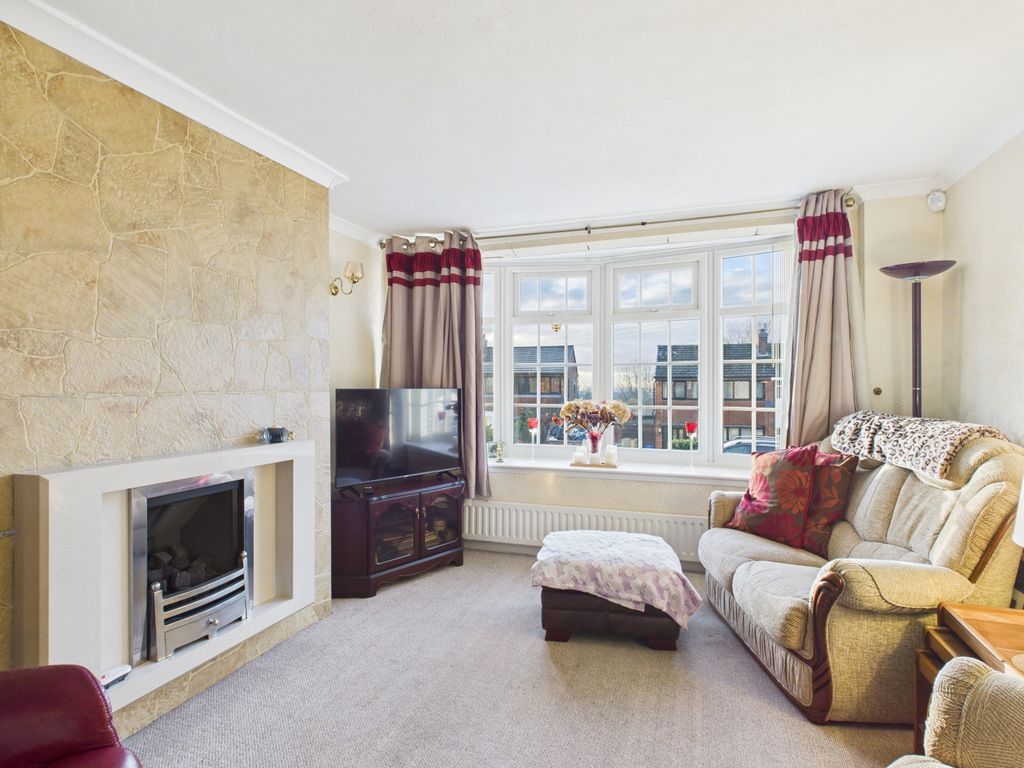 Property photo 2 of 22 Cam03729G0-Pr0216-Still013