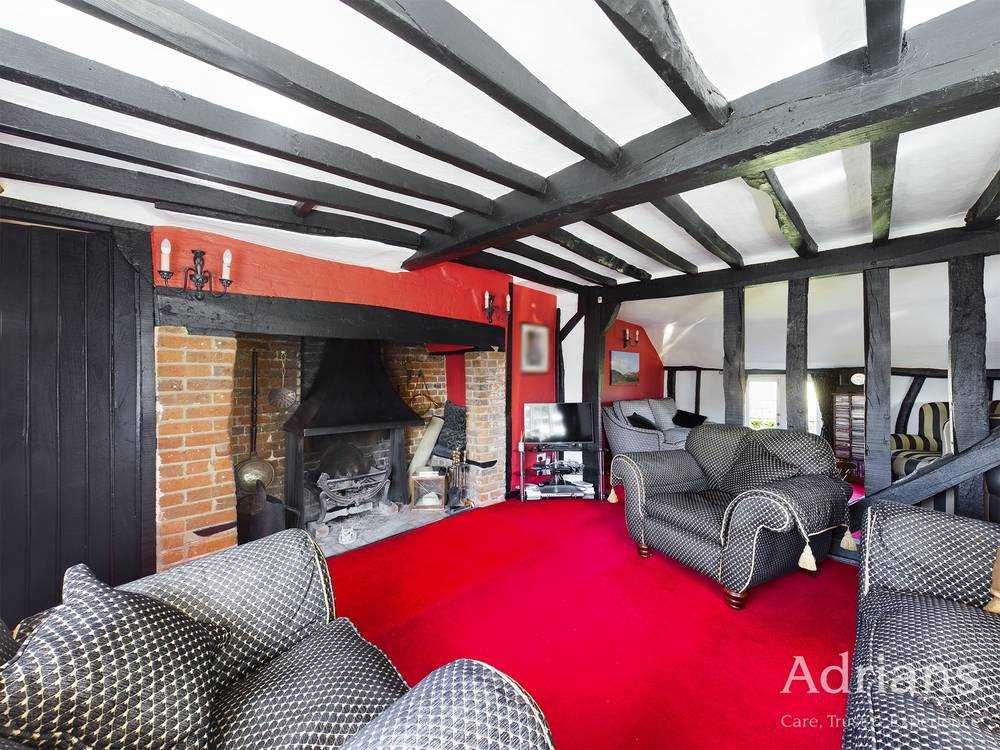 Property photo 2 of 25