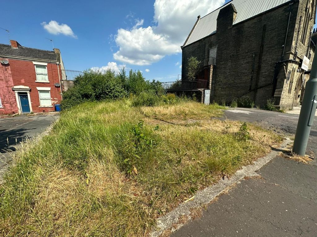 Property photo 3 of 4
