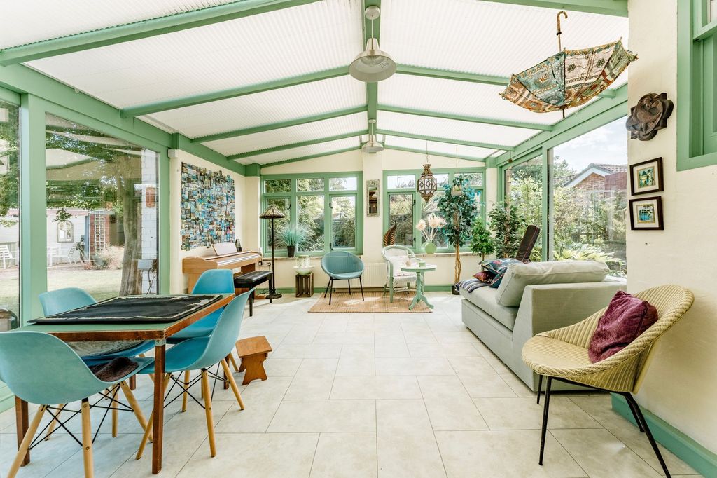 Property photo 3 of 30