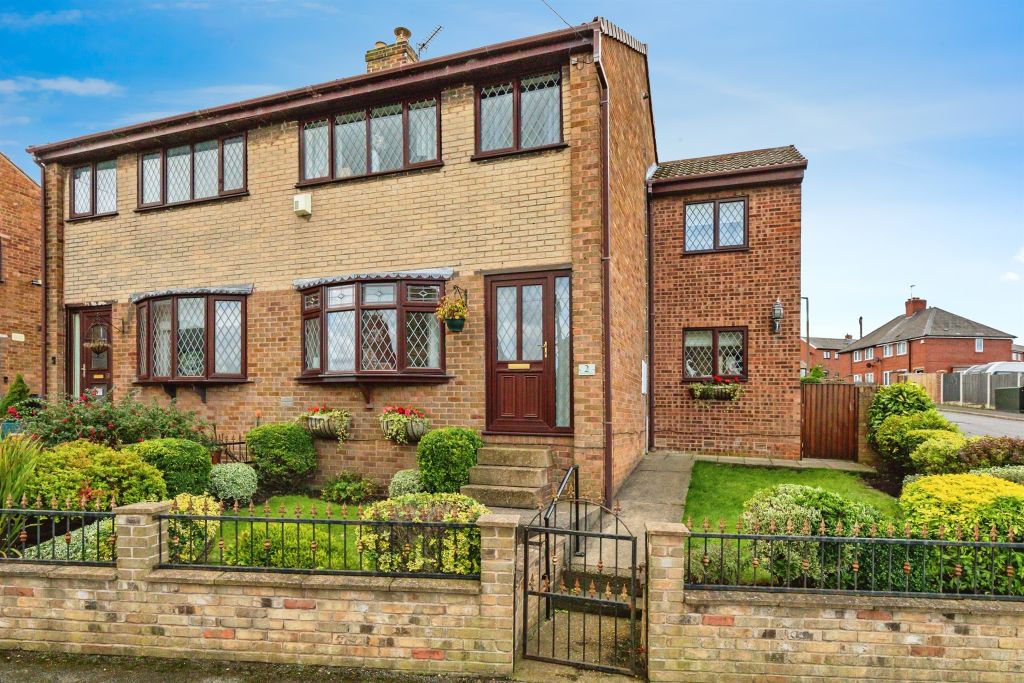 Property photo 3 of 17