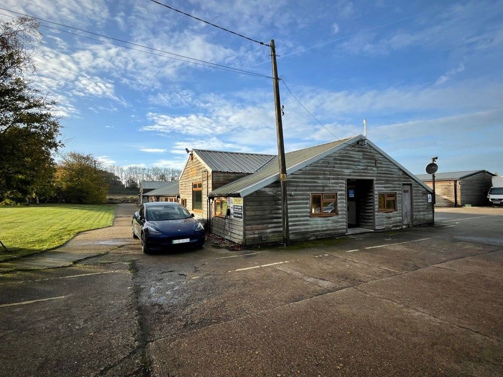 Property photo 3 of 11 Photo 14