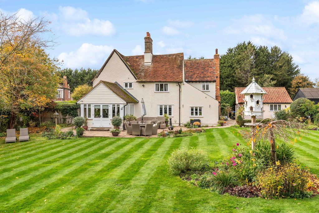 Property photo 2 of 61