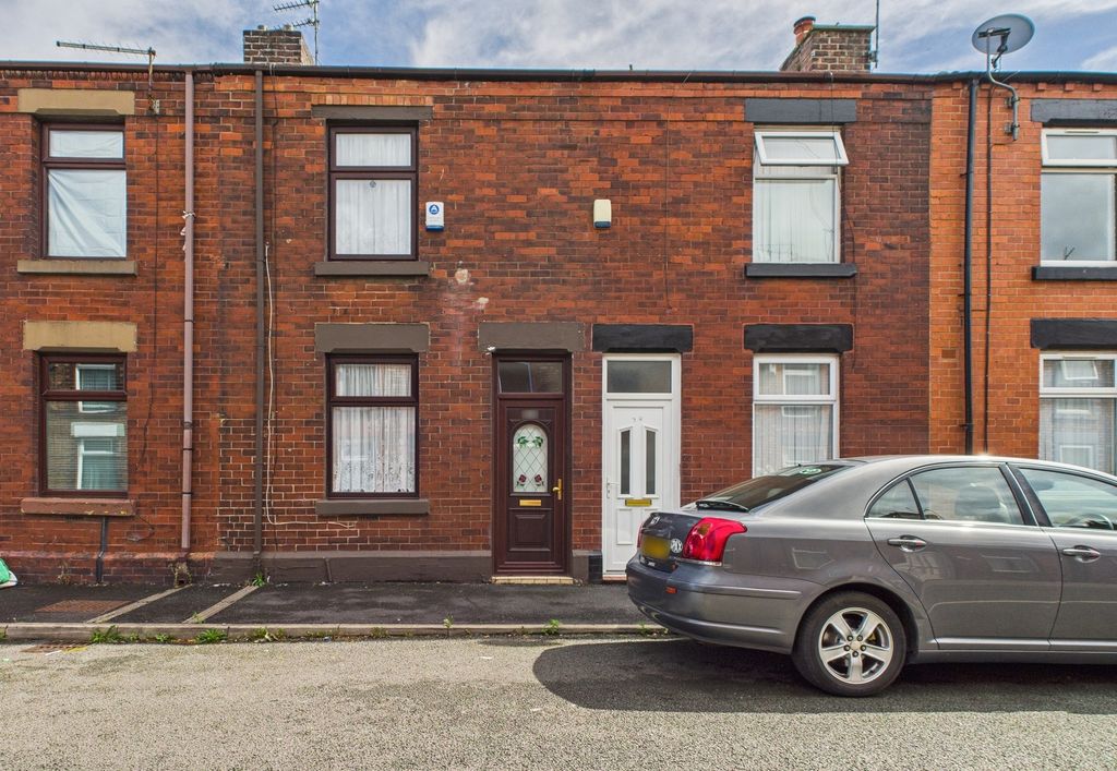 Property photo 1 of 16