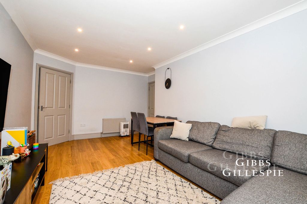 Property photo 2 of 14 Pbox-Img.Jpg