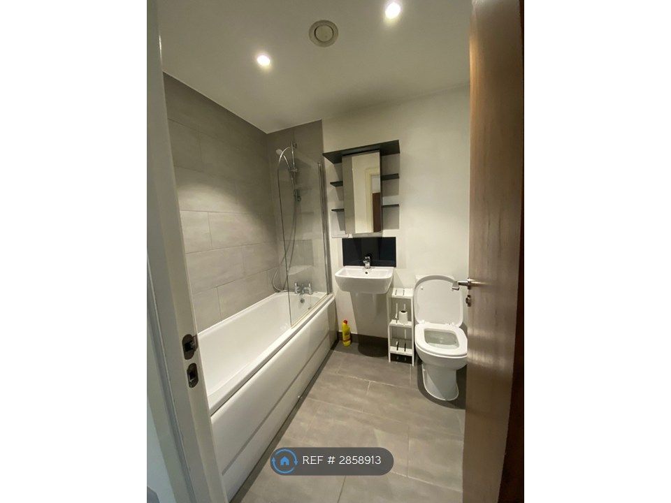 Property photo 3 of 5