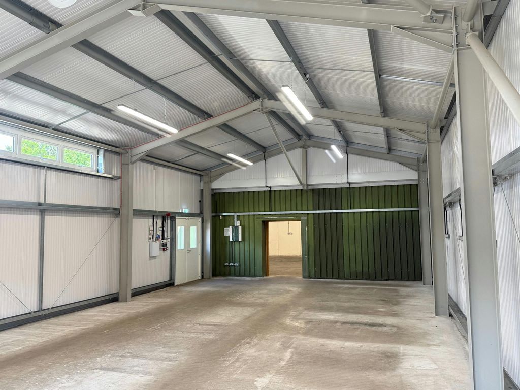 Property photo 2 of 5 9.Jpg