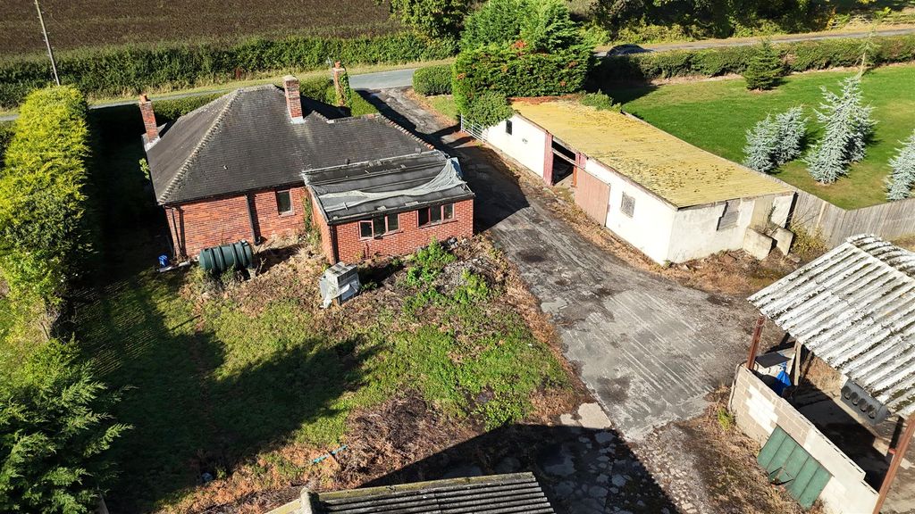 Property photo 2 of 10