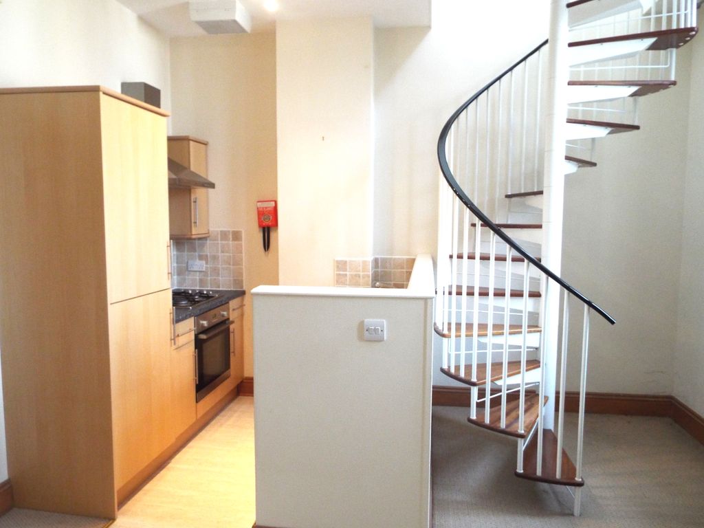 Property photo 3 of 19