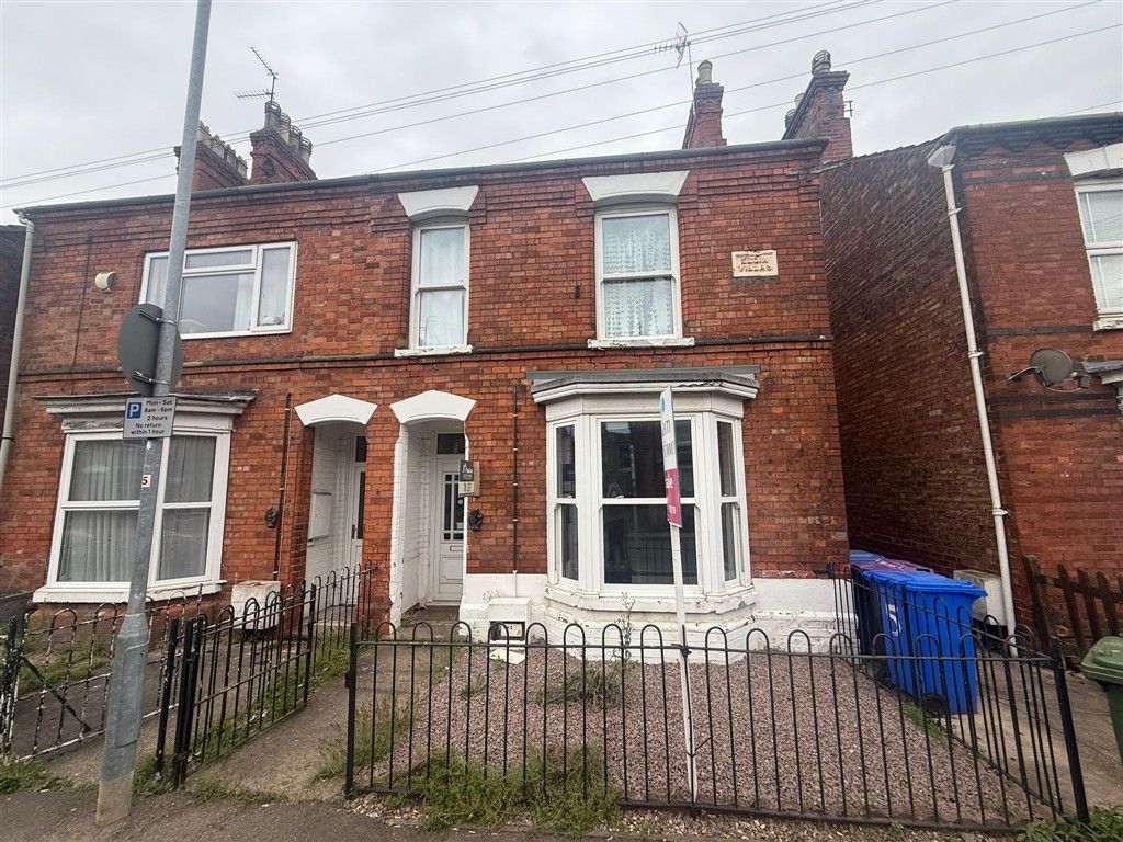 Property photo 1 of 12