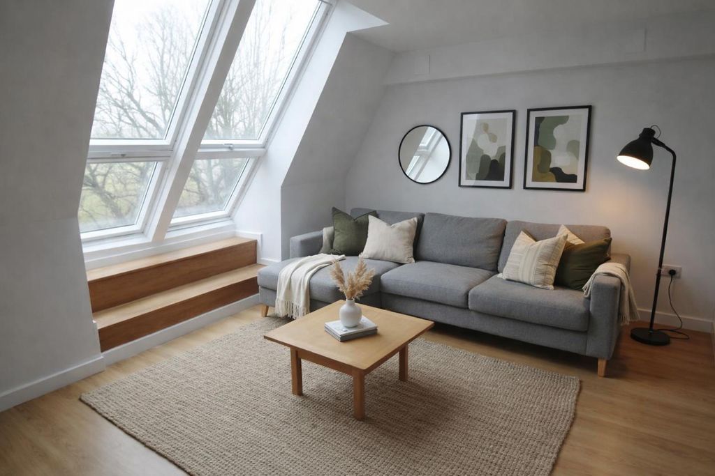 Property photo 2 of 7 Living Room.Png