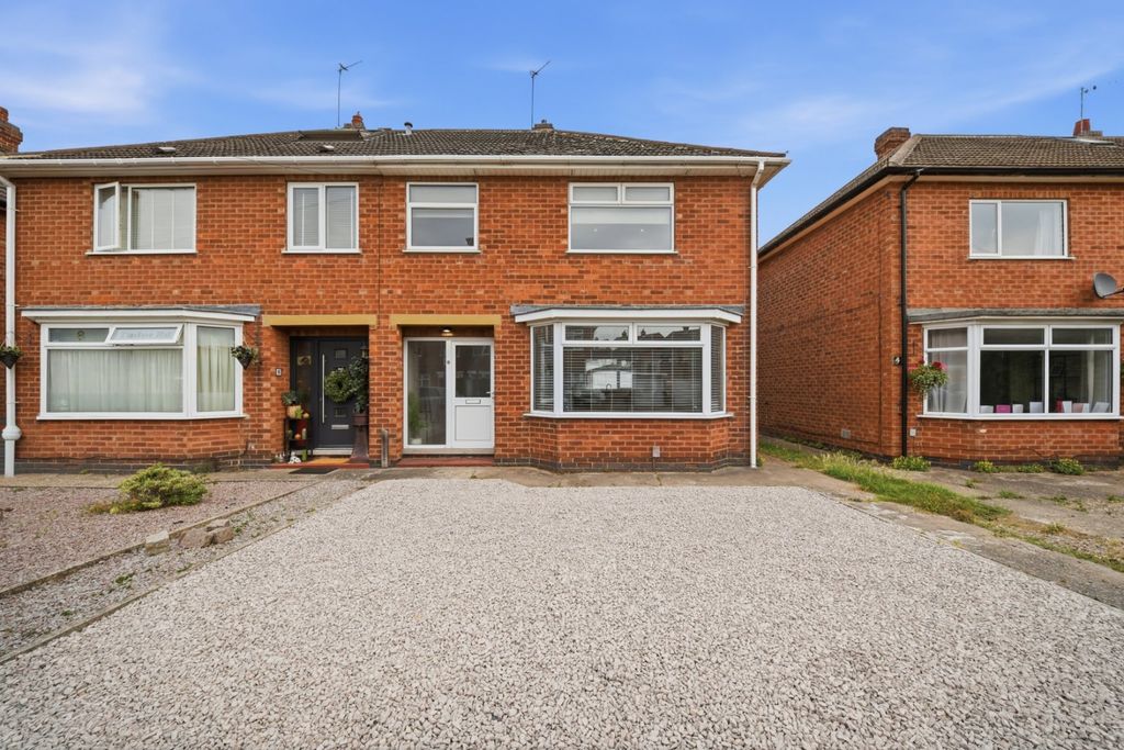 Property photo 1 of 21 Picture No. 04