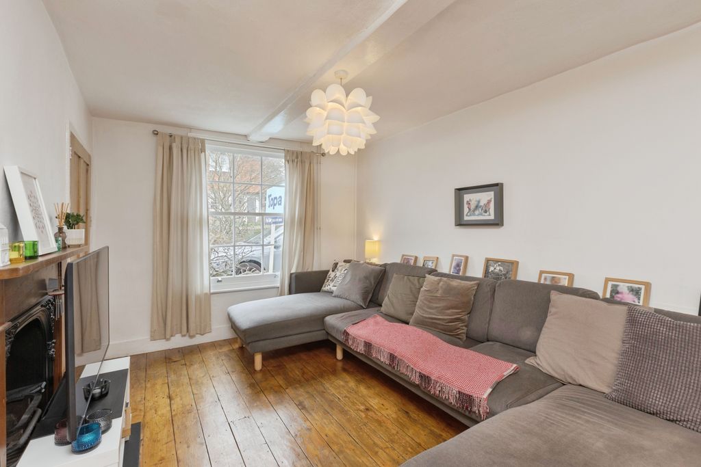 Property photo 2 of 20 1-11