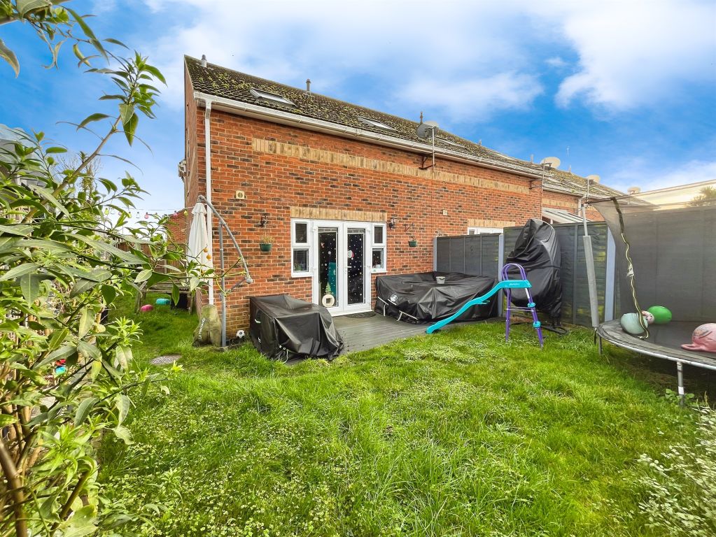 Property photo 2 of 19