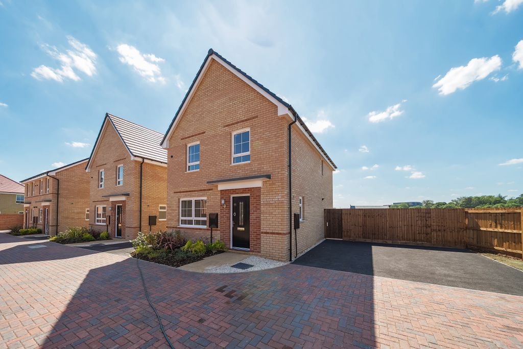 Property photo 1 of 20 Front