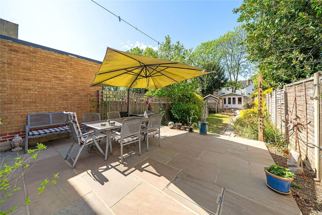 Property photo 3 of 17 Picture No. 19