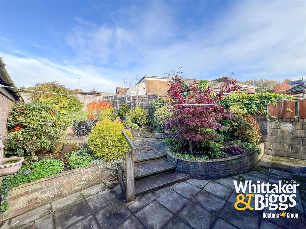 Property photo 2 of 17 Rear Garden