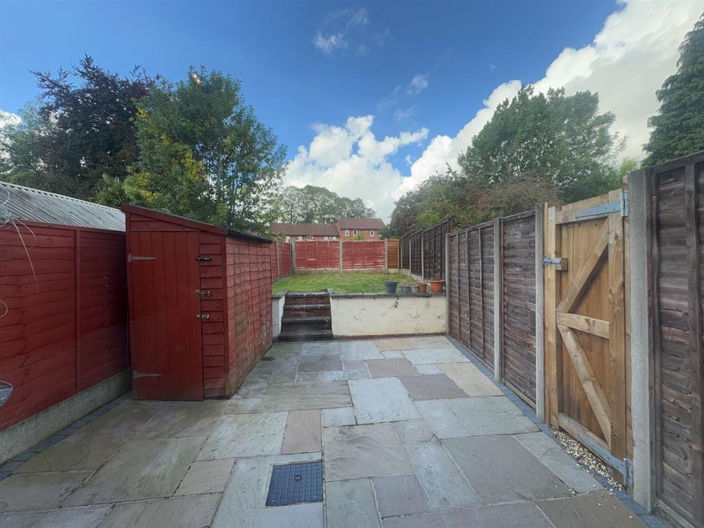 Property photo 3 of 14