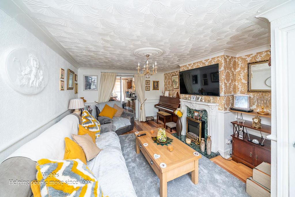 Property photo 3 of 27 Webbs-1.Jpg