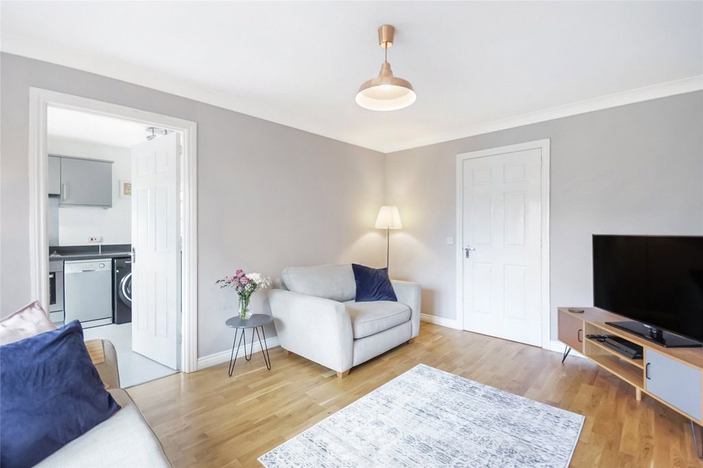 Property photo 2 of 18 2