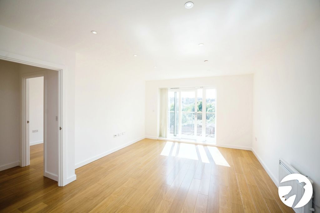 Property photo 3 of 16 Picture No. 20