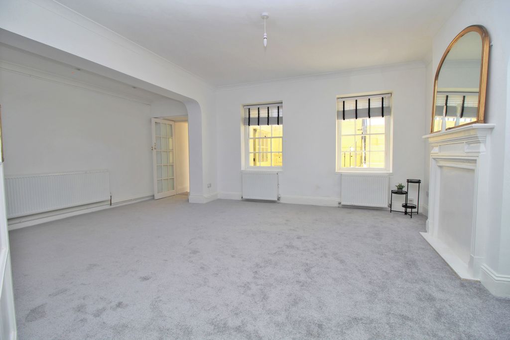 Property photo 2 of 23 45