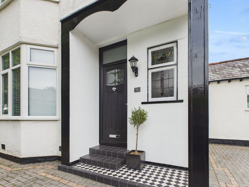 Property photo 2 of 30