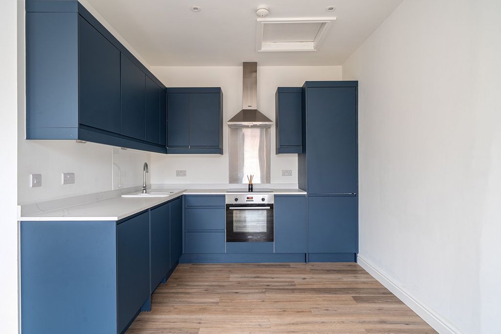 Additional image 5 of 2 bed flat for saleHigh Street, Bristol BS35