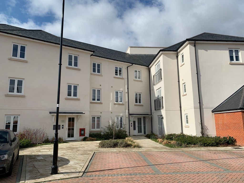 Property photo 1 of 6 External