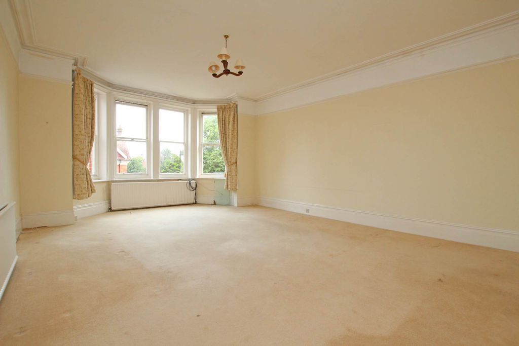 Additional image 5 of 5 bed flat for saleGrassington Road, Eastbourne BN20