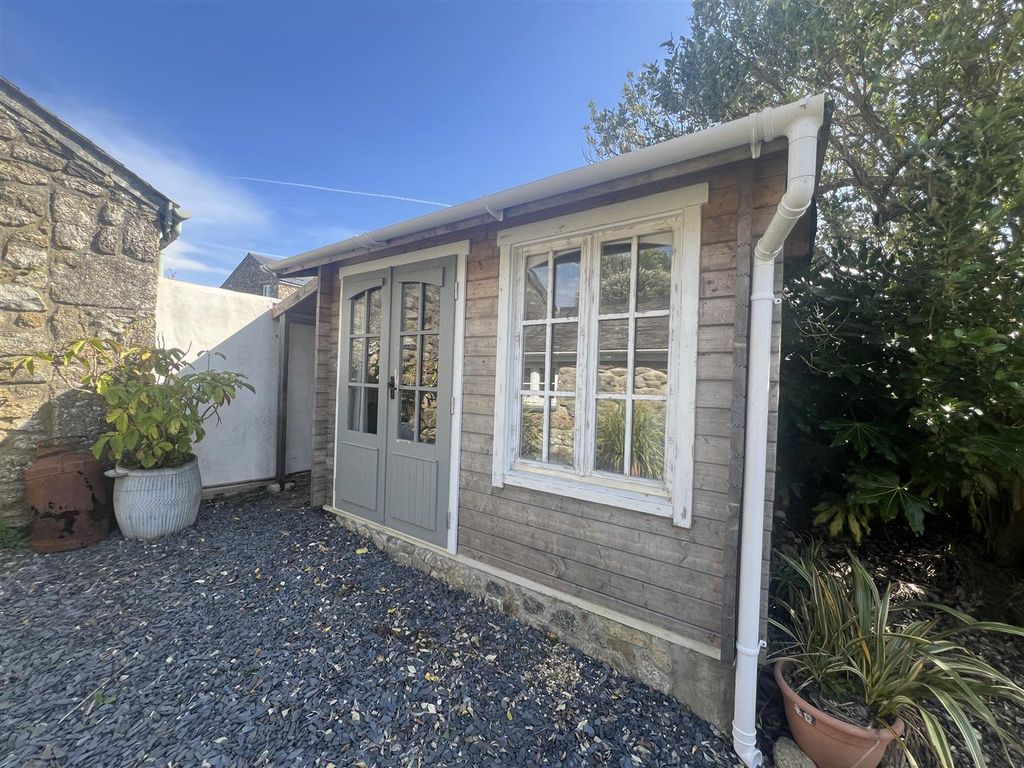 Property photo 2 of 39 Garden, View & Summer House